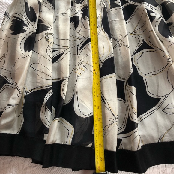 Msiamo Black and White Skirt - Picture 3 of 7